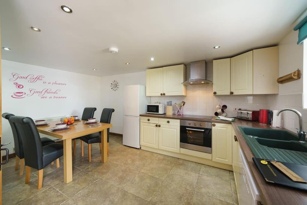 Millers Cottage Llandysul Buitenkant foto